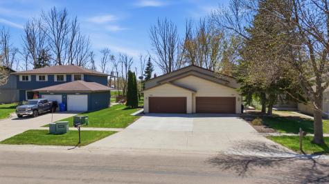 1908 20th Avenue S Fargo ND 58103