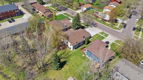1908 20th Avenue S Fargo ND 58103