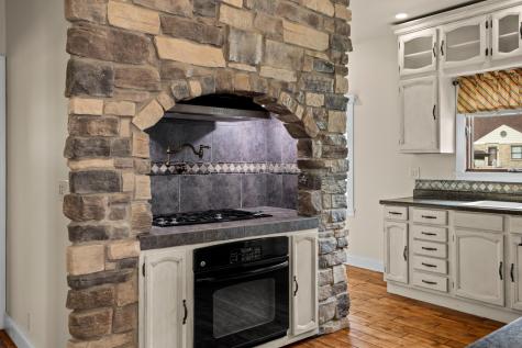 735 2nd Avenue NW Valley City ND 58072