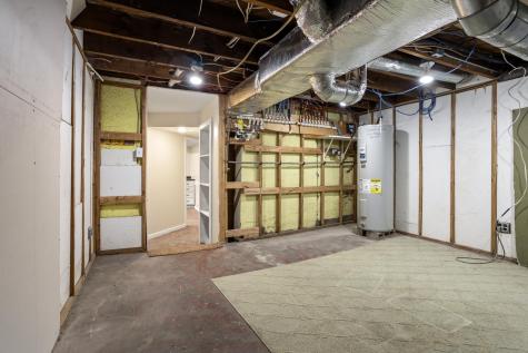 735 2nd Avenue NW Valley City ND 58072