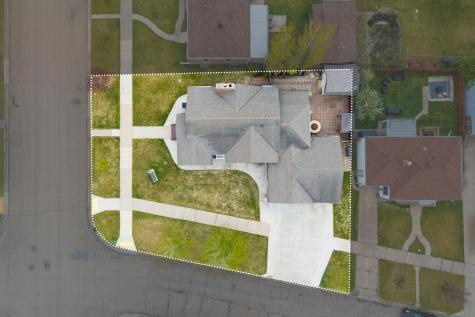 735 2nd Avenue NW Valley City ND 58072