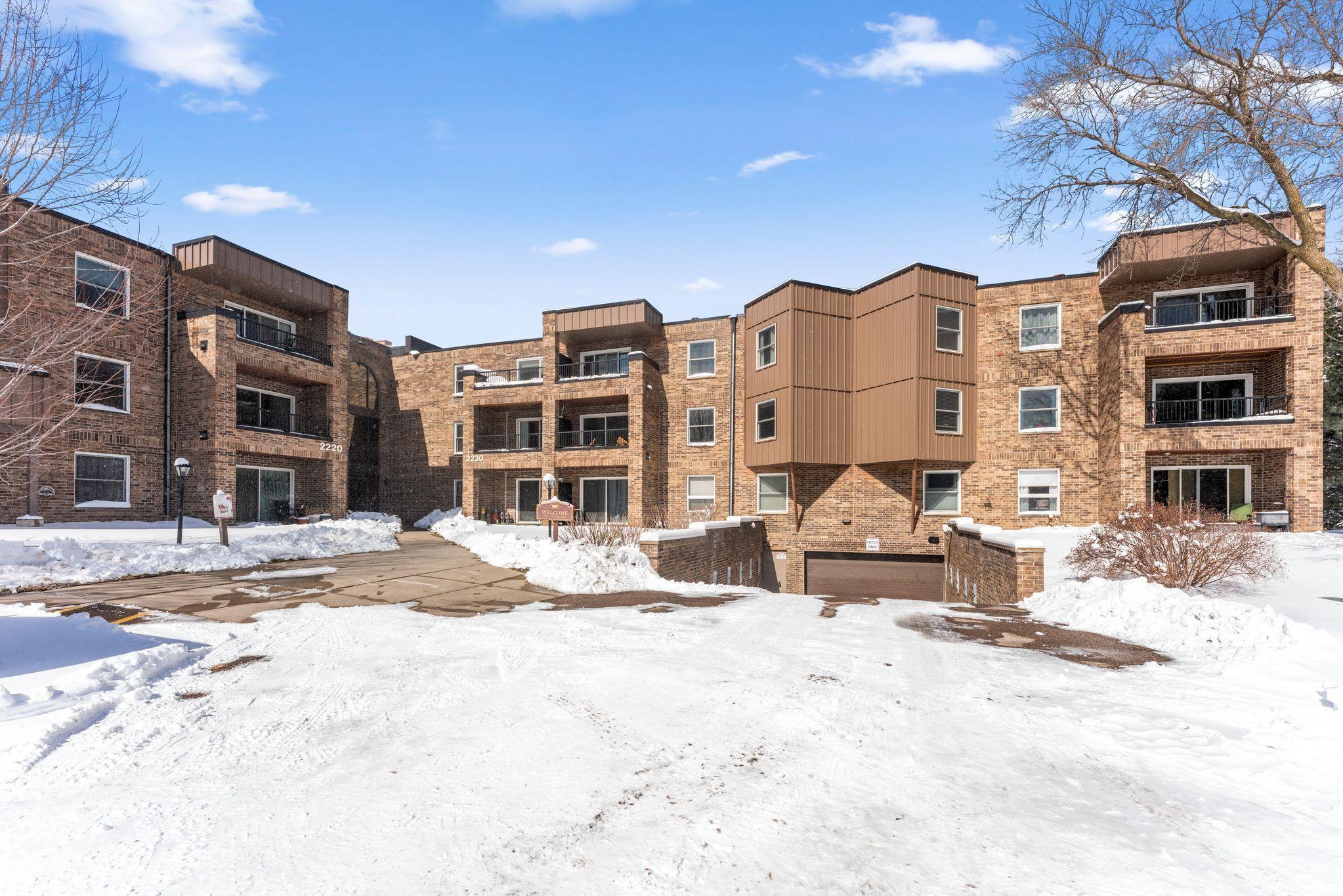 2220 Midland Grove Road Roseville MN 55113