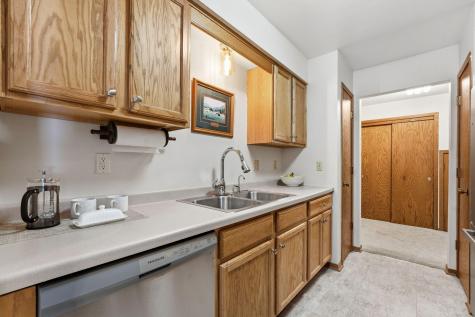 2220 Midland Grove Road Roseville MN 55113