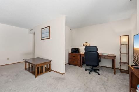 2220 Midland Grove Road Roseville MN 55113
