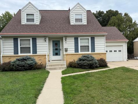 16 Bruce Court Mankato MN 56001