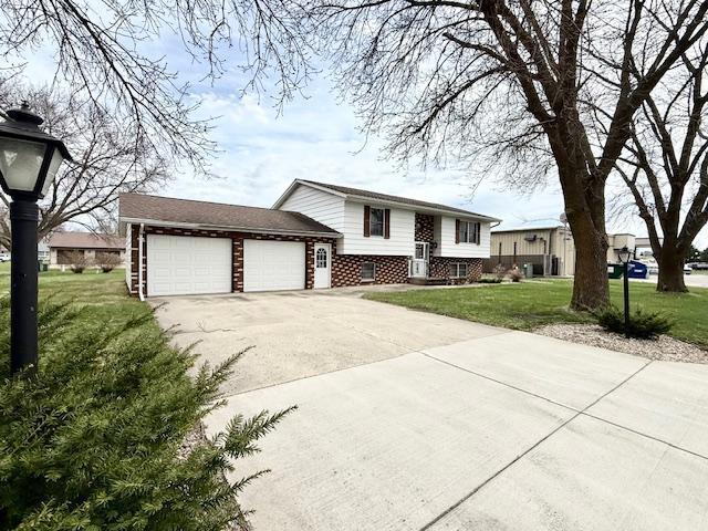14 1st Street NW Fairfax MN 55332
