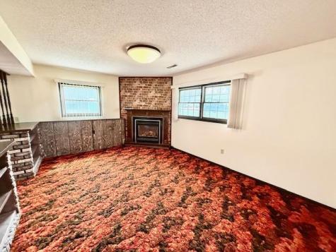 14 1st Street NW Fairfax MN 55332