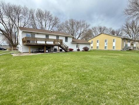 14 1st Street NW Fairfax MN 55332