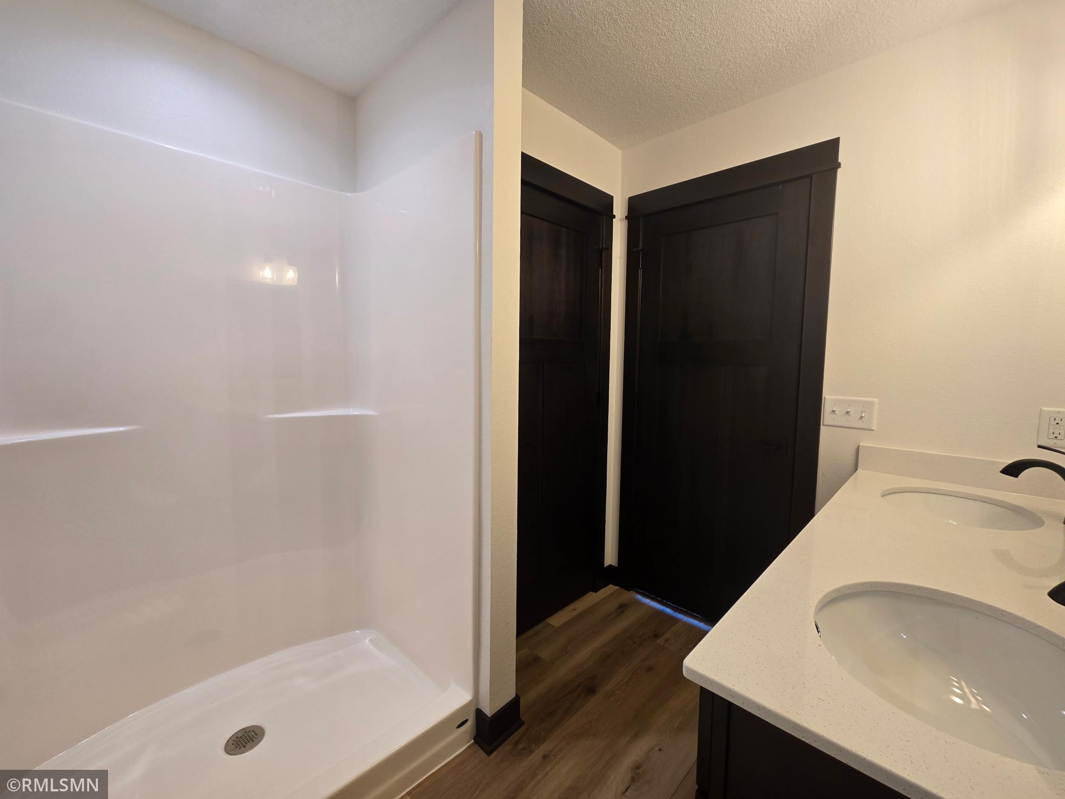 812 Pond View Drive Arlington MN 55307