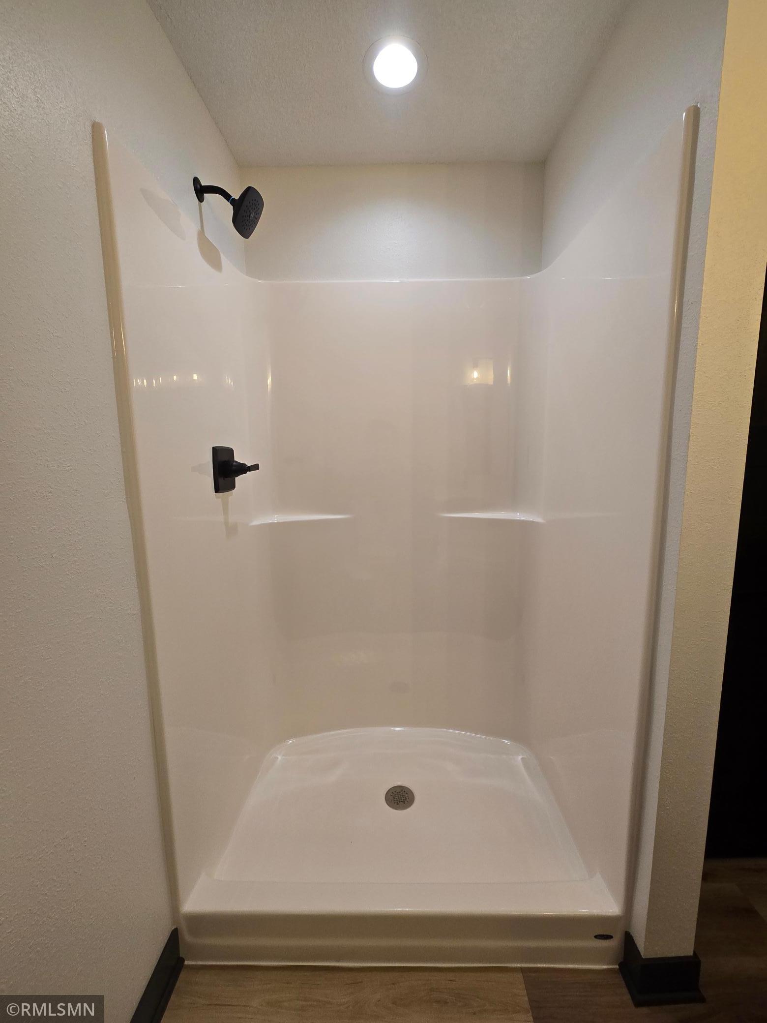 812 Pond View Drive Arlington MN 55307