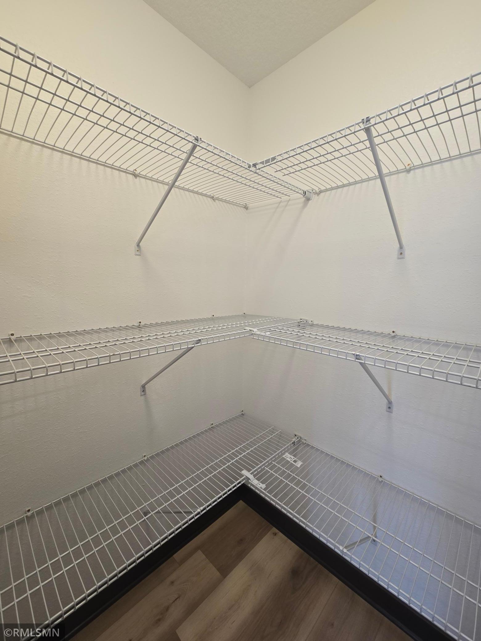 812 Pond View Drive Arlington MN 55307