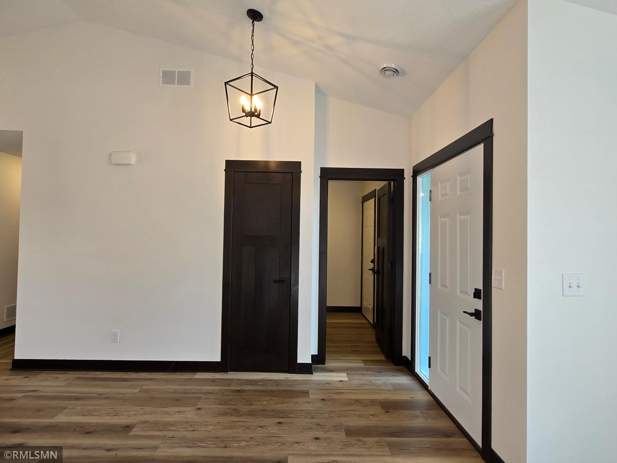 812 Pond View Drive Arlington MN 55307