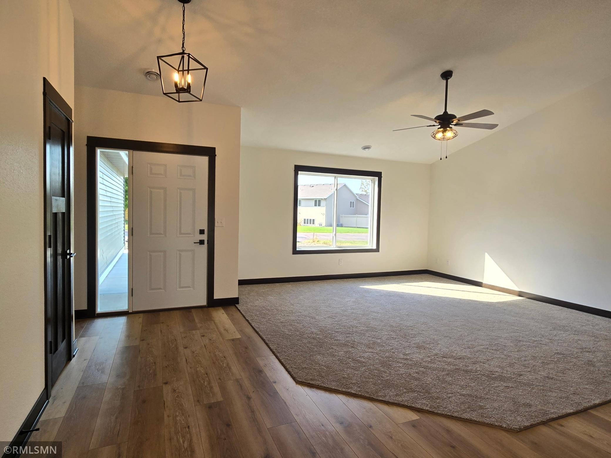 812 Pond View Drive Arlington MN 55307