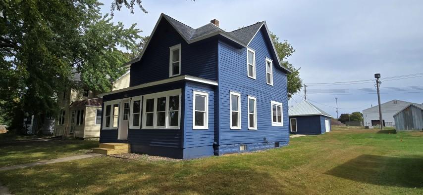 416 Plum Street Lakefield MN 56150