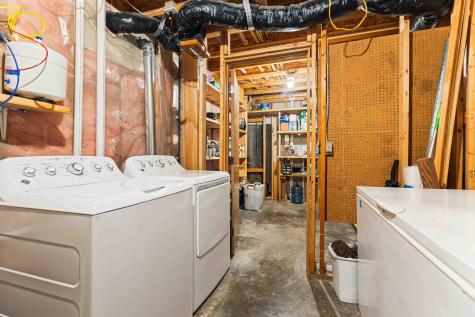 222 Alice Lane Harwood ND 58042