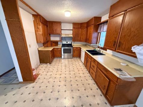 180 6th Street Walnut Grove MN 56180