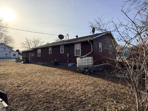 180 6th Street Walnut Grove MN 56180