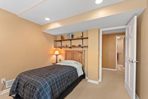 15005 Ironwood Court Eden Prairie MN 55346
