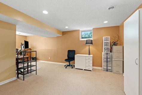 15005 Ironwood Court Eden Prairie MN 55346