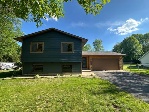 9557 Ironwood Drive Saint Joseph MN 56374