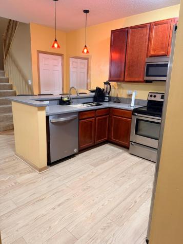 3049 Chamberlain Street N Maplewood MN 55109
