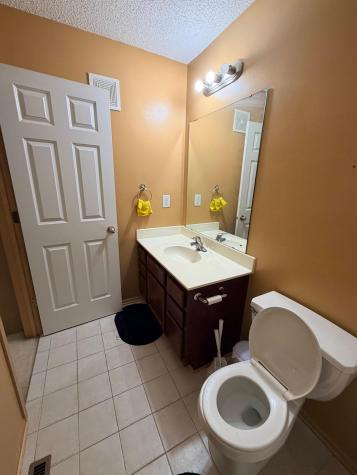 3049 Chamberlain Street N Maplewood MN 55109