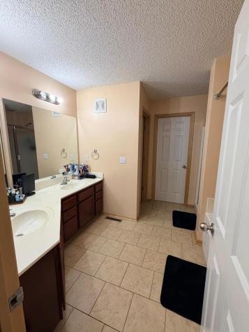3049 Chamberlain Street N Maplewood MN 55109