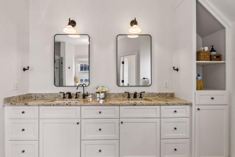 2442 Lafayette Road Wayzata MN 55391