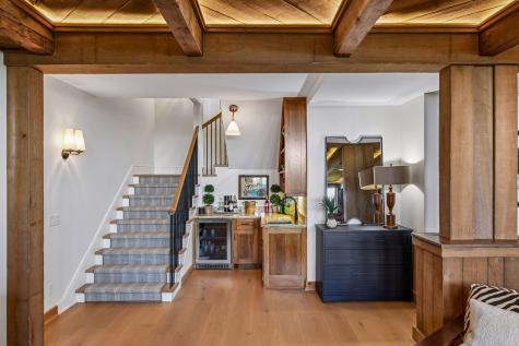 2442 Lafayette Road Wayzata MN 55391