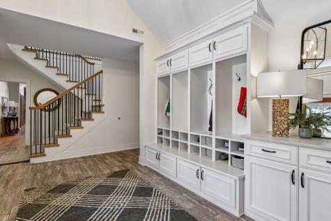 2442 Lafayette Road Wayzata MN 55391