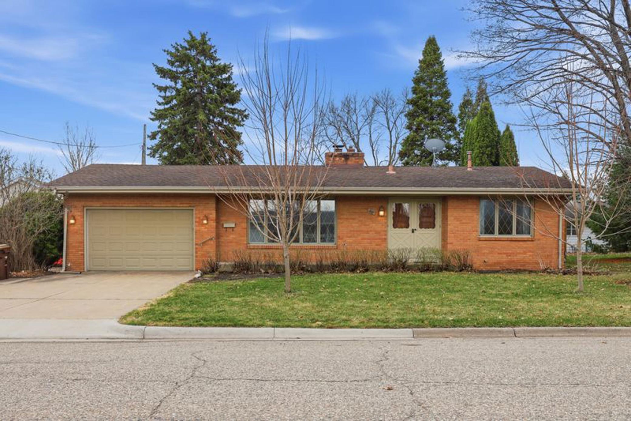 610 1st Street NE Buffalo MN 55313