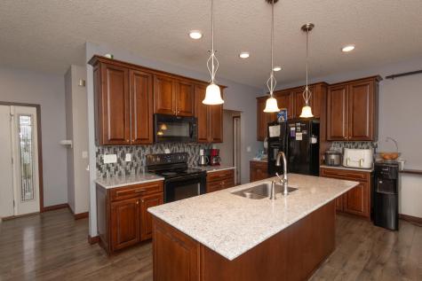 30668 139th Street NW Princeton MN 55371