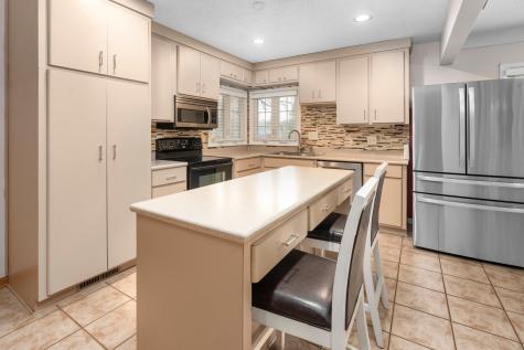 663 Roosevelt Road Saint Cloud MN 56301