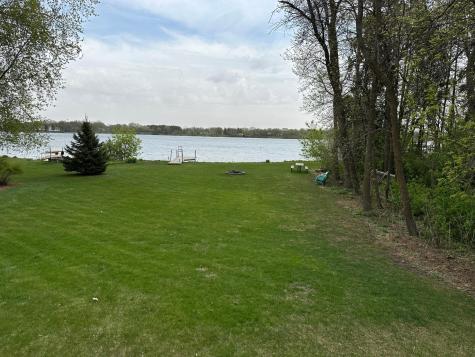 809 Van Dyke Road Alexandria MN 56308