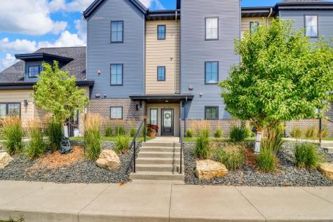 4120 Arthur Drive S Fargo ND 58104