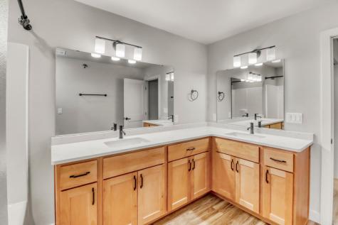 4120 Arthur Drive S Fargo ND 58104
