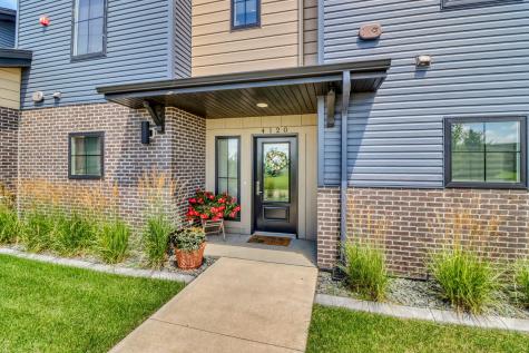 4120 Arthur Drive S Fargo ND 58104