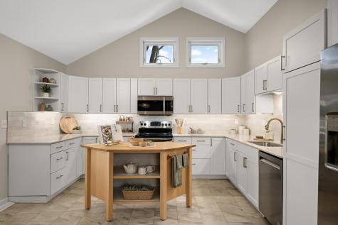 783 Berwood Avenue Vadnais Heights MN 55127