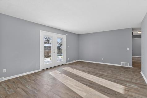 8941 48th Avenue N New Hope MN 55428