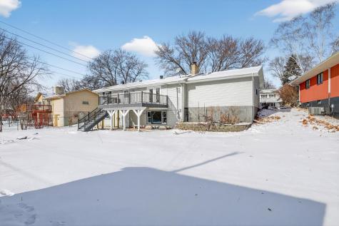 8941 48th Avenue N New Hope MN 55428