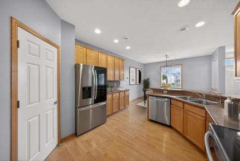 5991 Sandcherry Place NW Rochester MN 55901