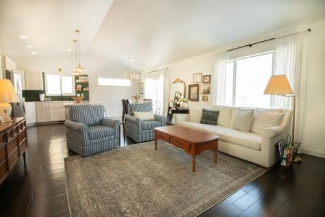 6065 60 Avenue S Fargo ND 58104