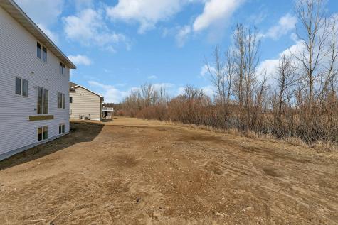 31014 Goldfinch Lane Rockville MN 56301