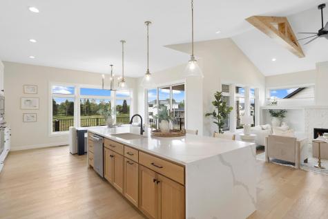 4938 Parkside Circle Eagan MN 55123