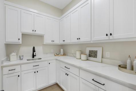 4938 Parkside Circle Eagan MN 55123