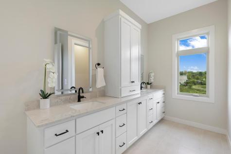 4938 Parkside Circle Eagan MN 55123