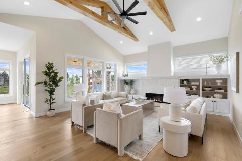 4938 Parkside Circle Eagan MN 55123