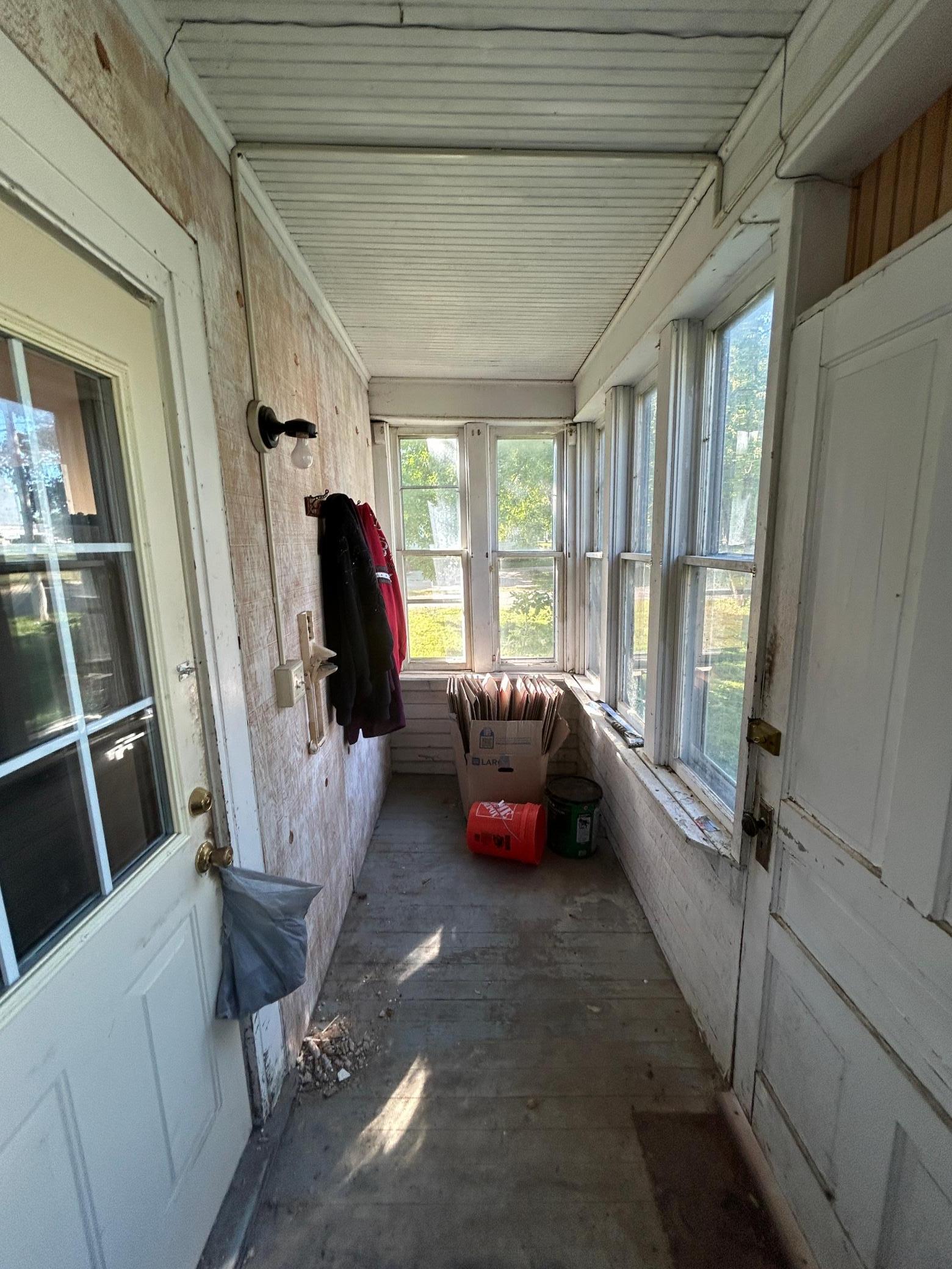 304 S Broadway Alden MN 56009