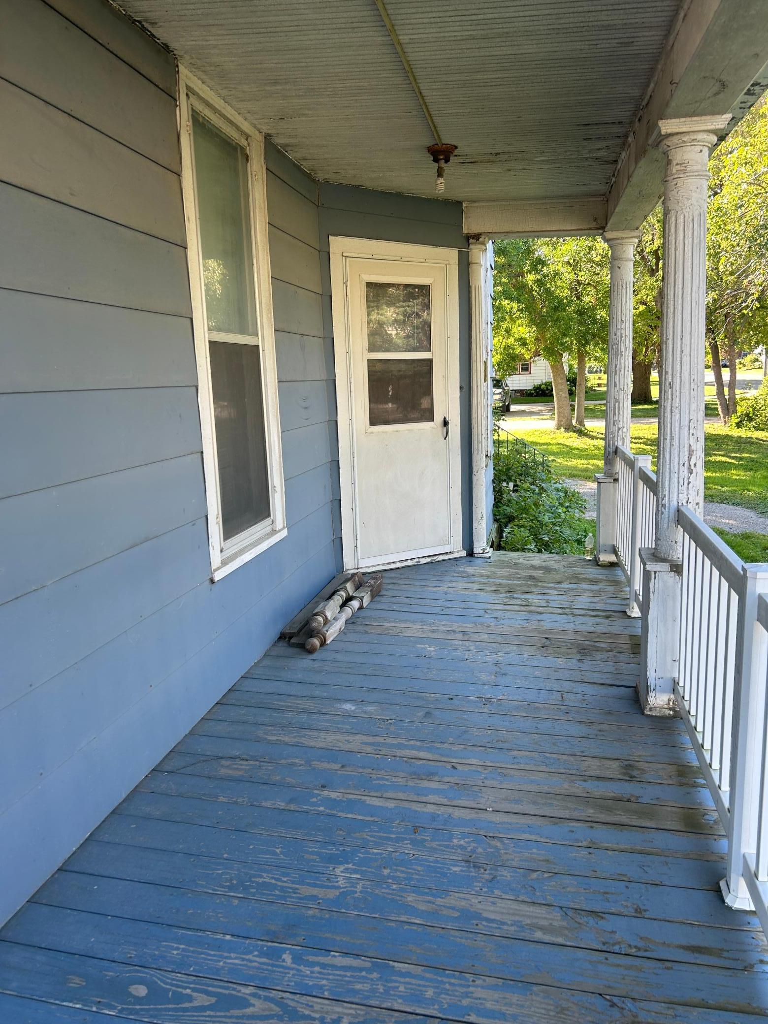 304 S Broadway Alden MN 56009