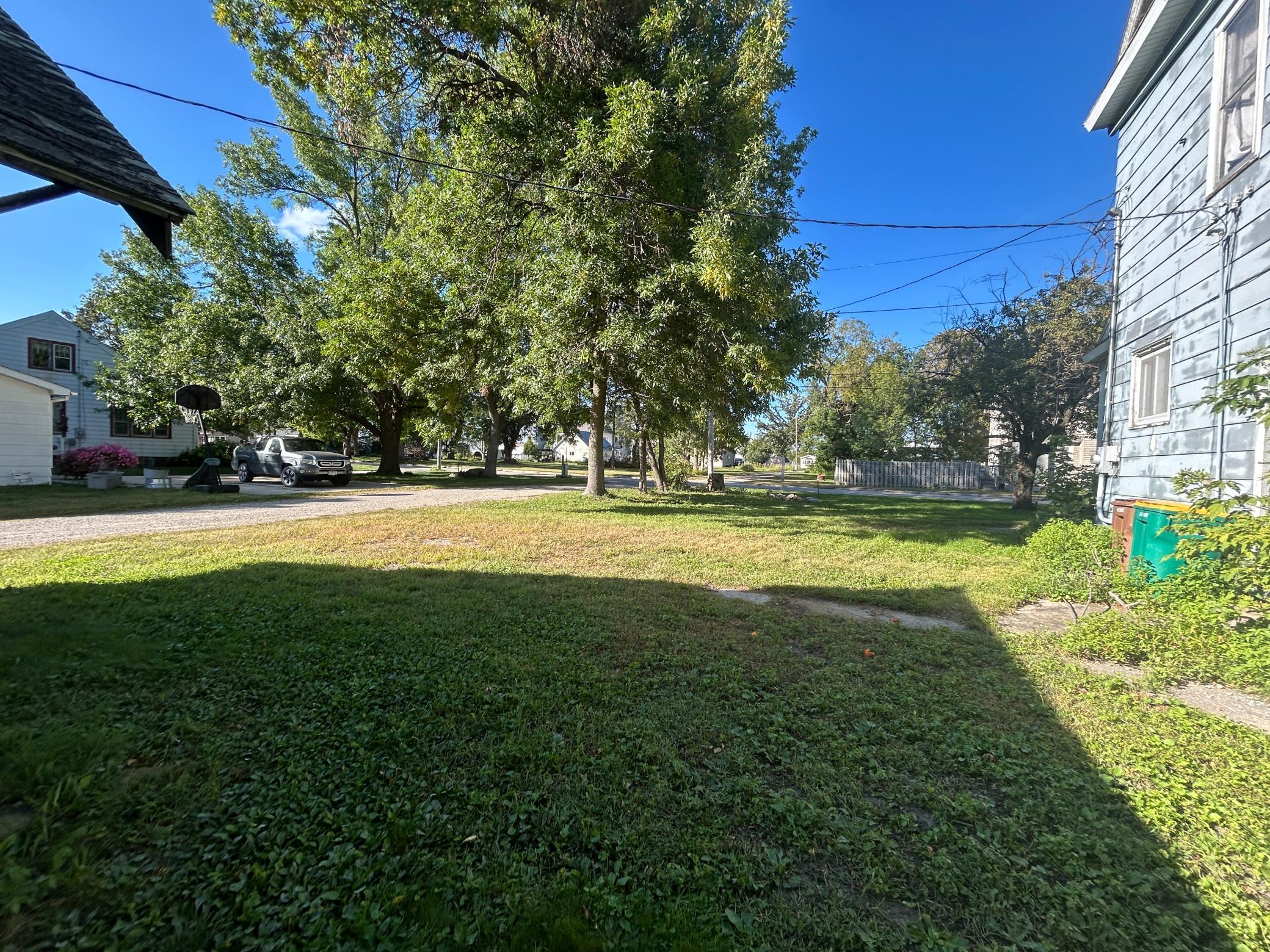 304 S Broadway Alden MN 56009